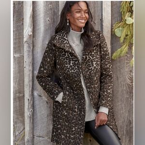 NWT Via Spiga animal print coat size 8